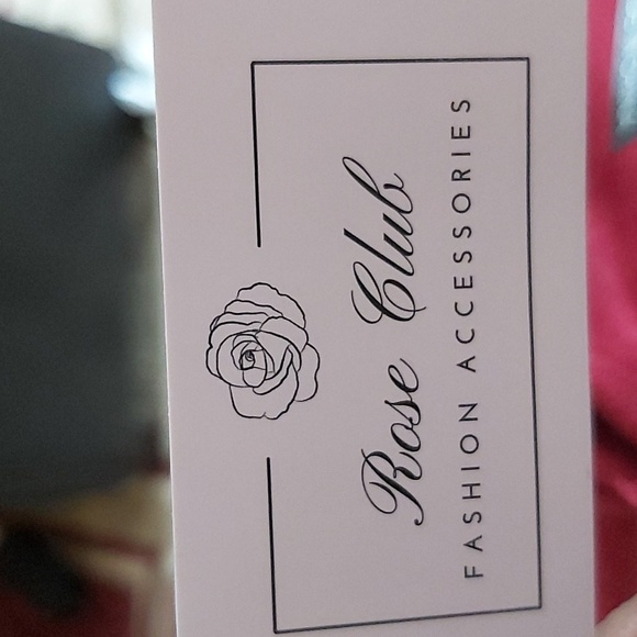 Rose Club Fashion Scarf - Picture 10 of 10